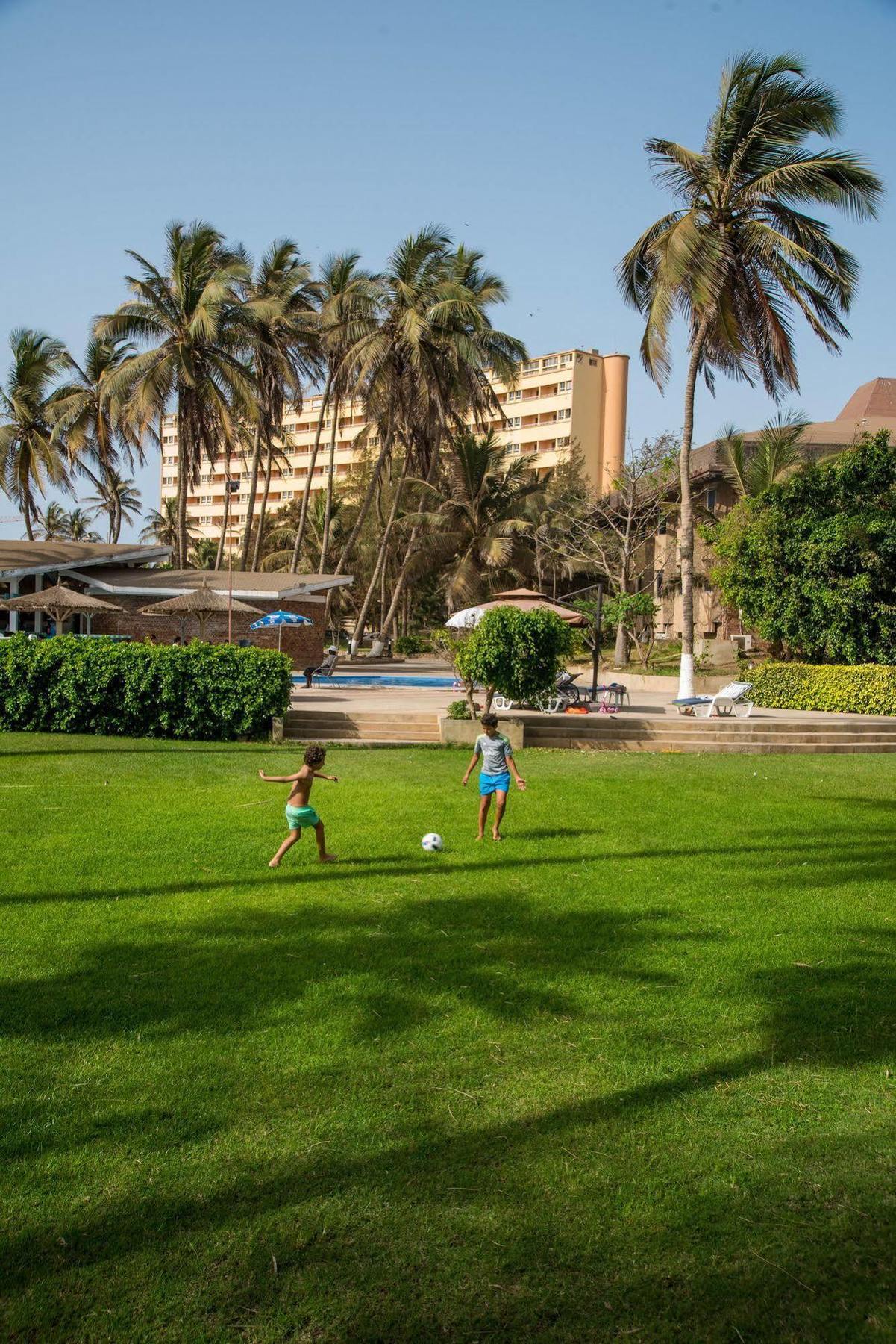 Hotel Ngor Diarama Dakar Exterior foto